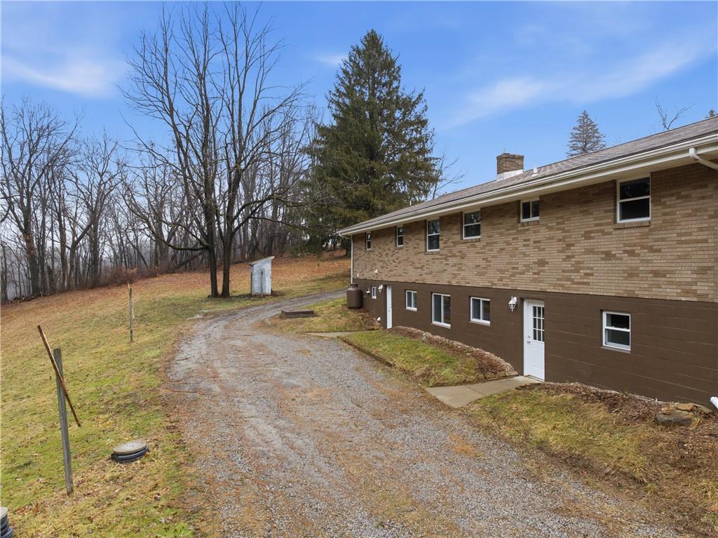 353 Thompson Hill Road Aliquippa, PA 15001 - Photo 35 of 49