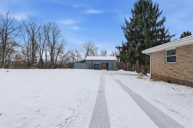 $650,000 | 353 Thompson Hill Road, Aliquippa, PA 15001