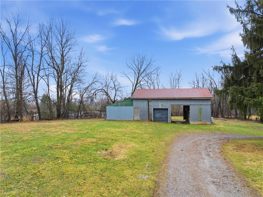 353 Thompson Hill Road Aliquippa, PA 15001 - Photo 38 of 49