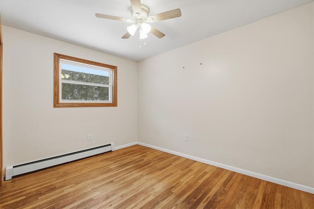 353 Thompson Hill Road Aliquippa, PA 15001 - Photo 5 of 37