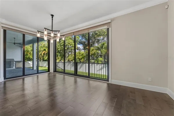 $25,000 | 481 West Davis Boulevard, Tampa, FL 33606