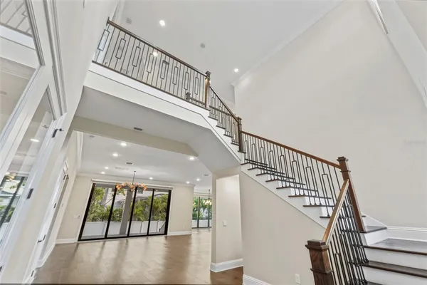 $25,000 | 481 West Davis Boulevard, Tampa, FL 33606