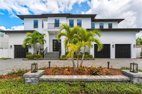 $25,000 | 481 West Davis Boulevard, Tampa, FL 33606