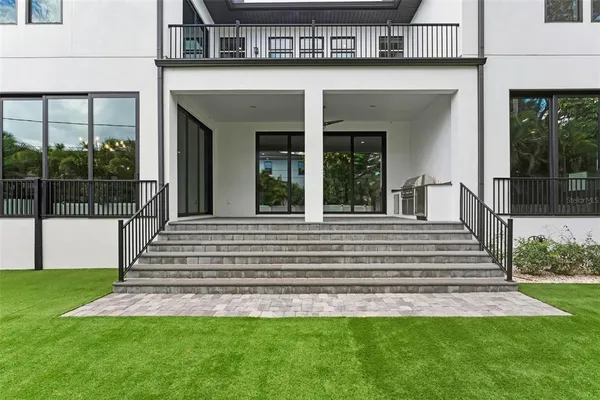 $25,000 | 481 West Davis Boulevard, Tampa, FL 33606