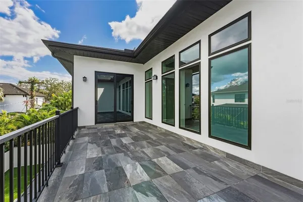 $25,000 | 481 West Davis Boulevard, Tampa, FL 33606