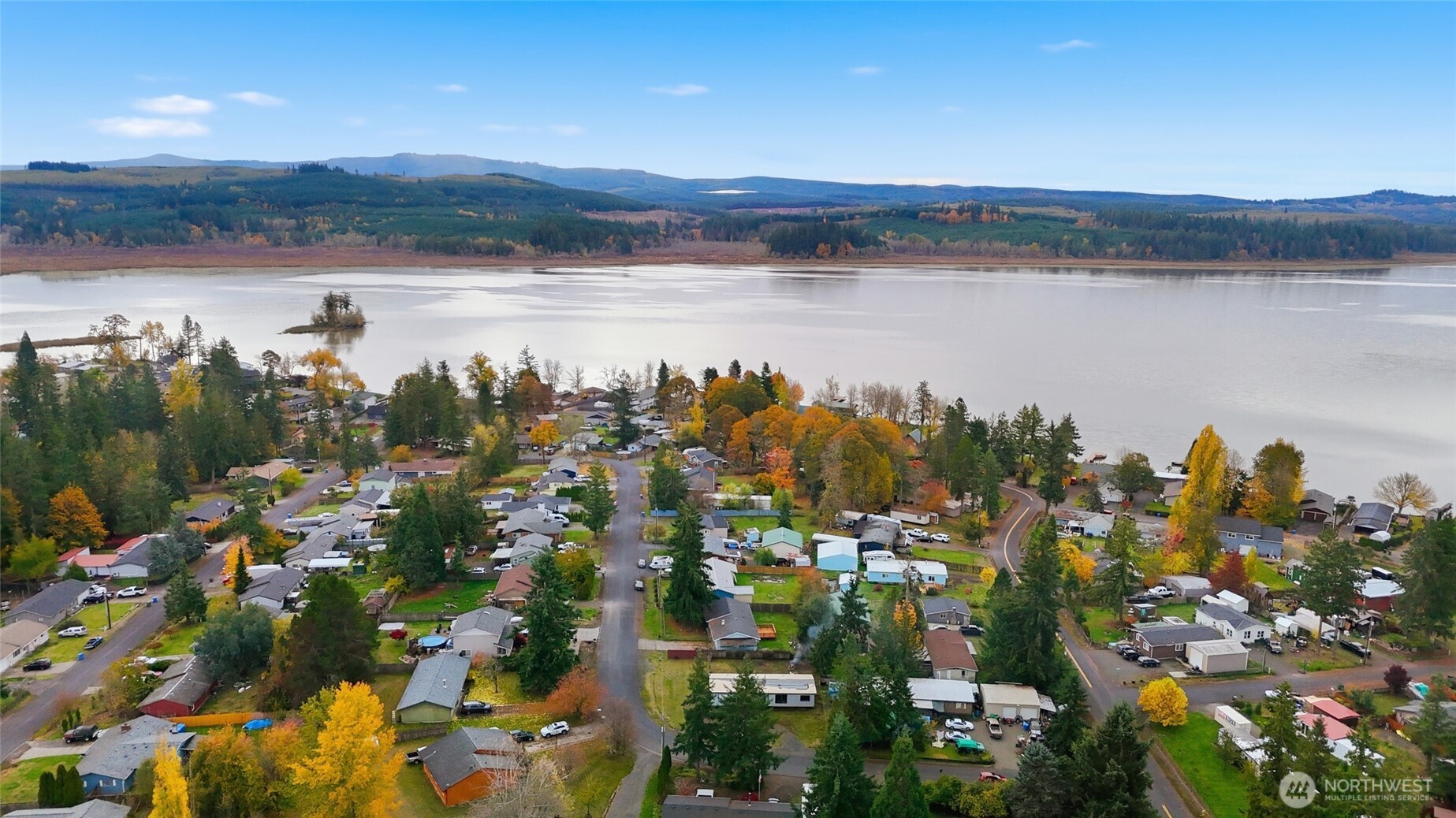 106 Wilford Road Silverlake, WA 98645 - Photo 11 of 32 a view of lake