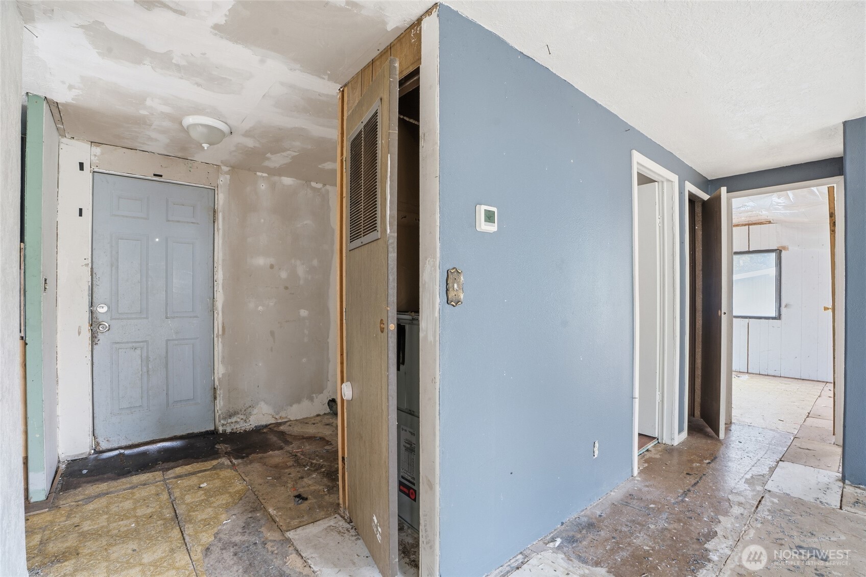 106 Wilford Road Silverlake, WA 98645 - Photo 19 of 32 a view of a bathroom