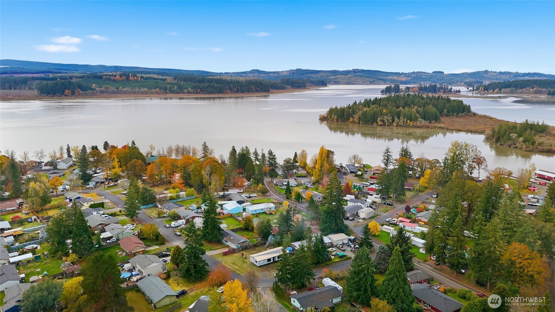 106 Wilford Road Silverlake, WA 98645 - Photo 10 of 32 a view of lake