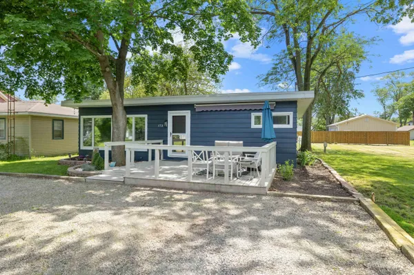 $299,900 | 173 EMS T32 Lane, Leesburg, IN 46538