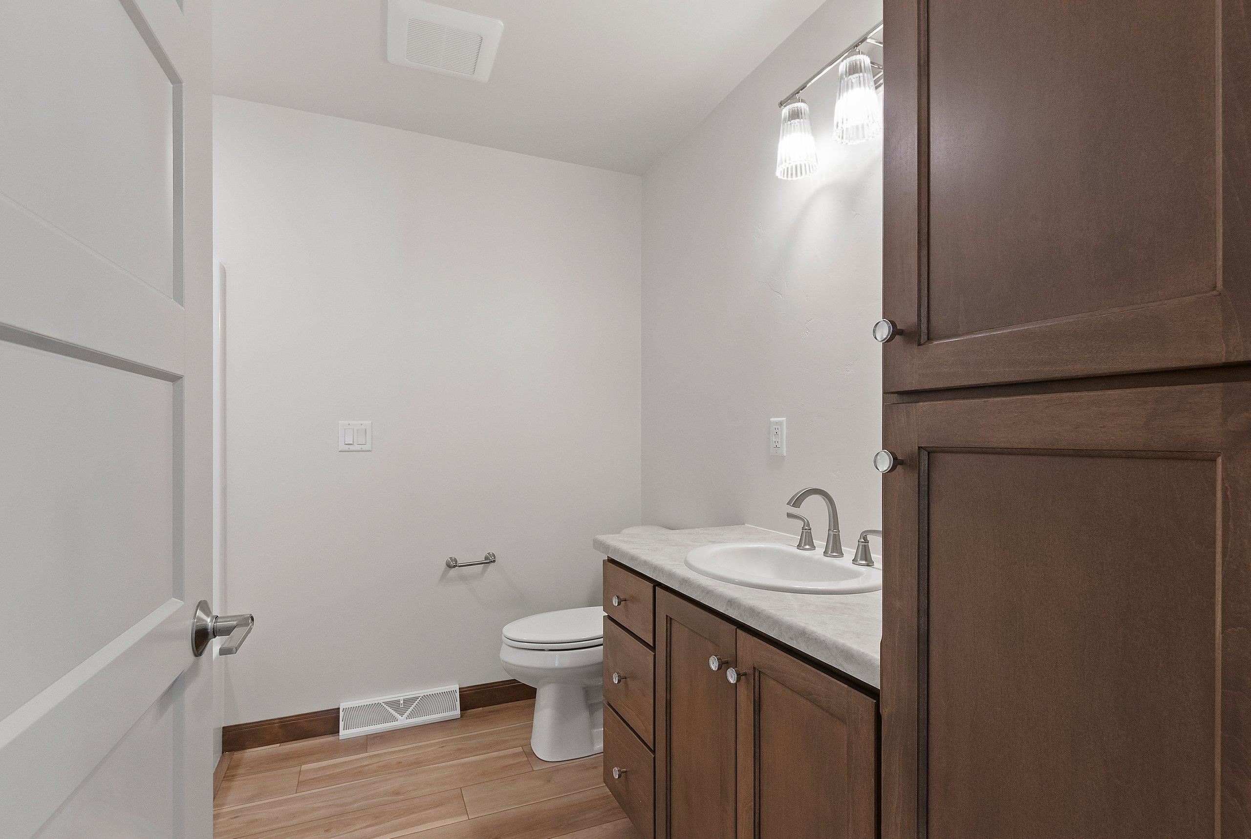 399 Battery Avenue De Pere, WI 54115 - Photo 25 of 42