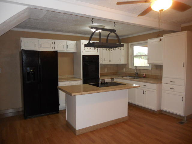 1749 Haggard Road Sevierville, TN 37876 - Photo 2 of 28 kitchen (1)