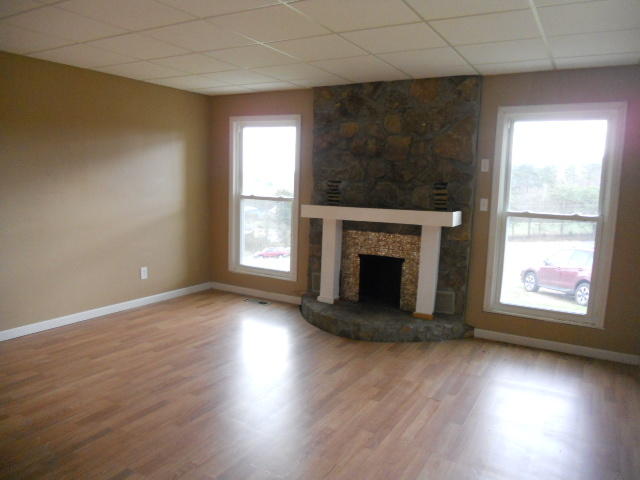 1749 Haggard Road Sevierville, TN 37876 - Photo 5 of 28 living room (2)