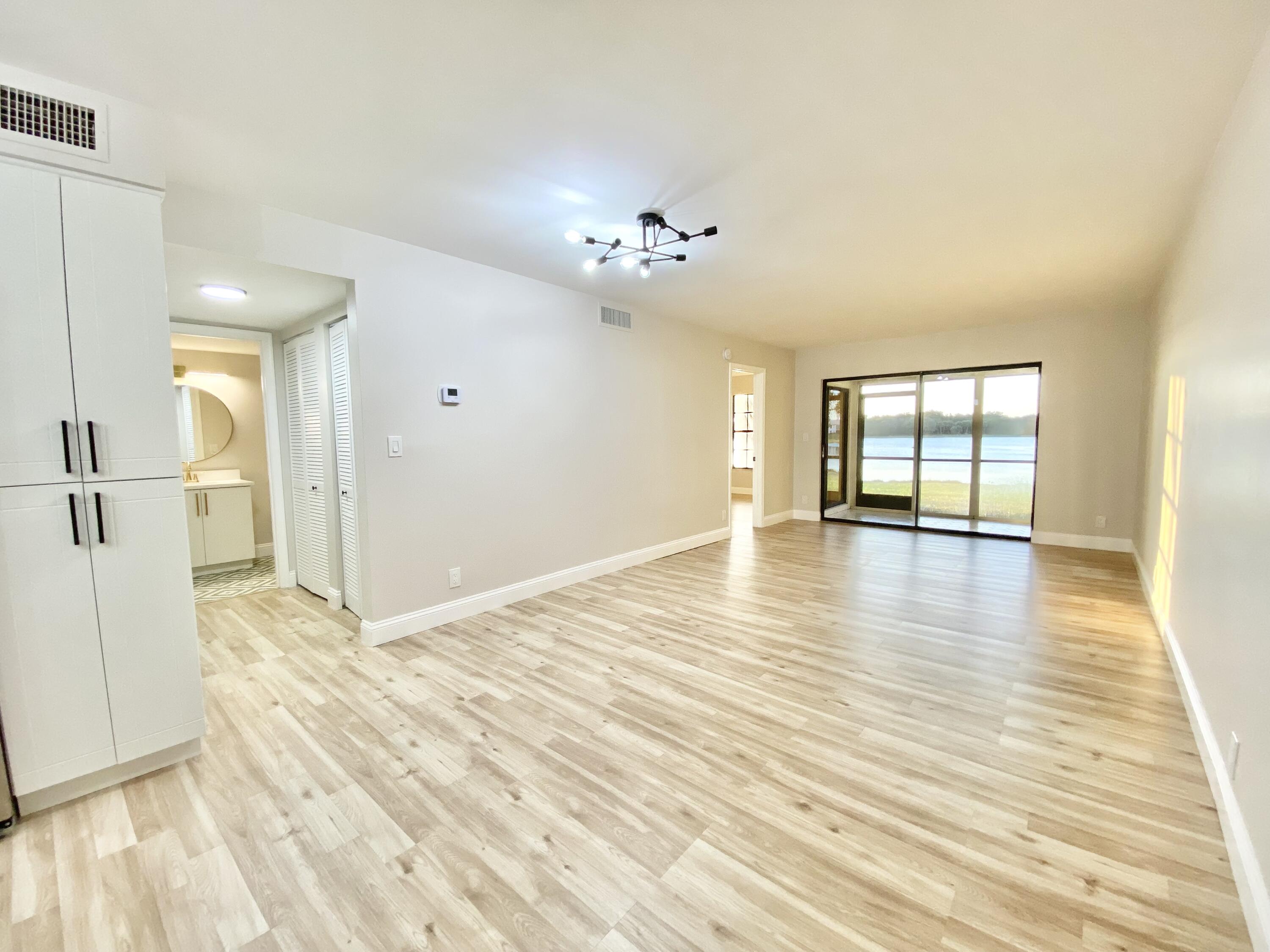 2850 Palmwood Terrace, Unit 1290, Boca Raton, FL 33431 Compass
