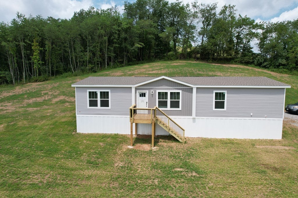 205 Magnolia Lane Rural Retreat, VA 24368 - Photo 2 of 45 Gallery Image 2