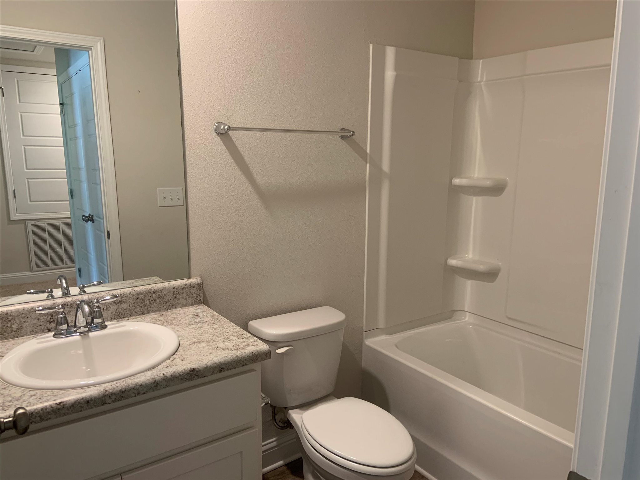 25806 Pollard Road, Unit 74 Daphne, AL 36526 - Photo 8 of 13