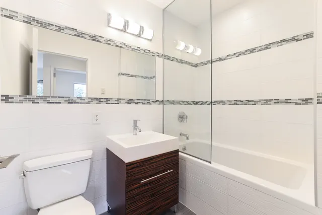 $4,850 | 15 Kingsland Avenue, Unit 4R | East Williamsburg