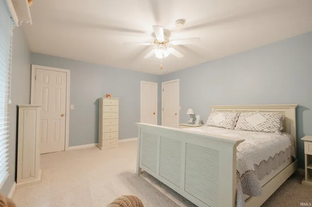 $724,999 | 10480 Waterford Place, Newburgh, IN 47630