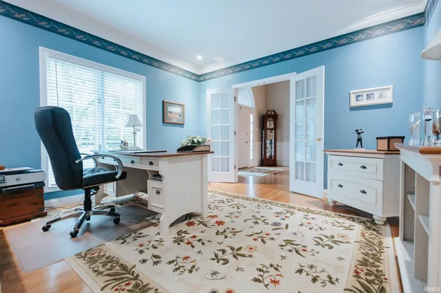 $724,999 | 10480 Waterford Place, Newburgh, IN 47630