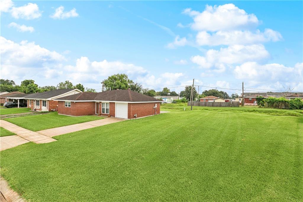 3353 Bretagne Court Marrero, LA 70072 - Photo 2 of 11