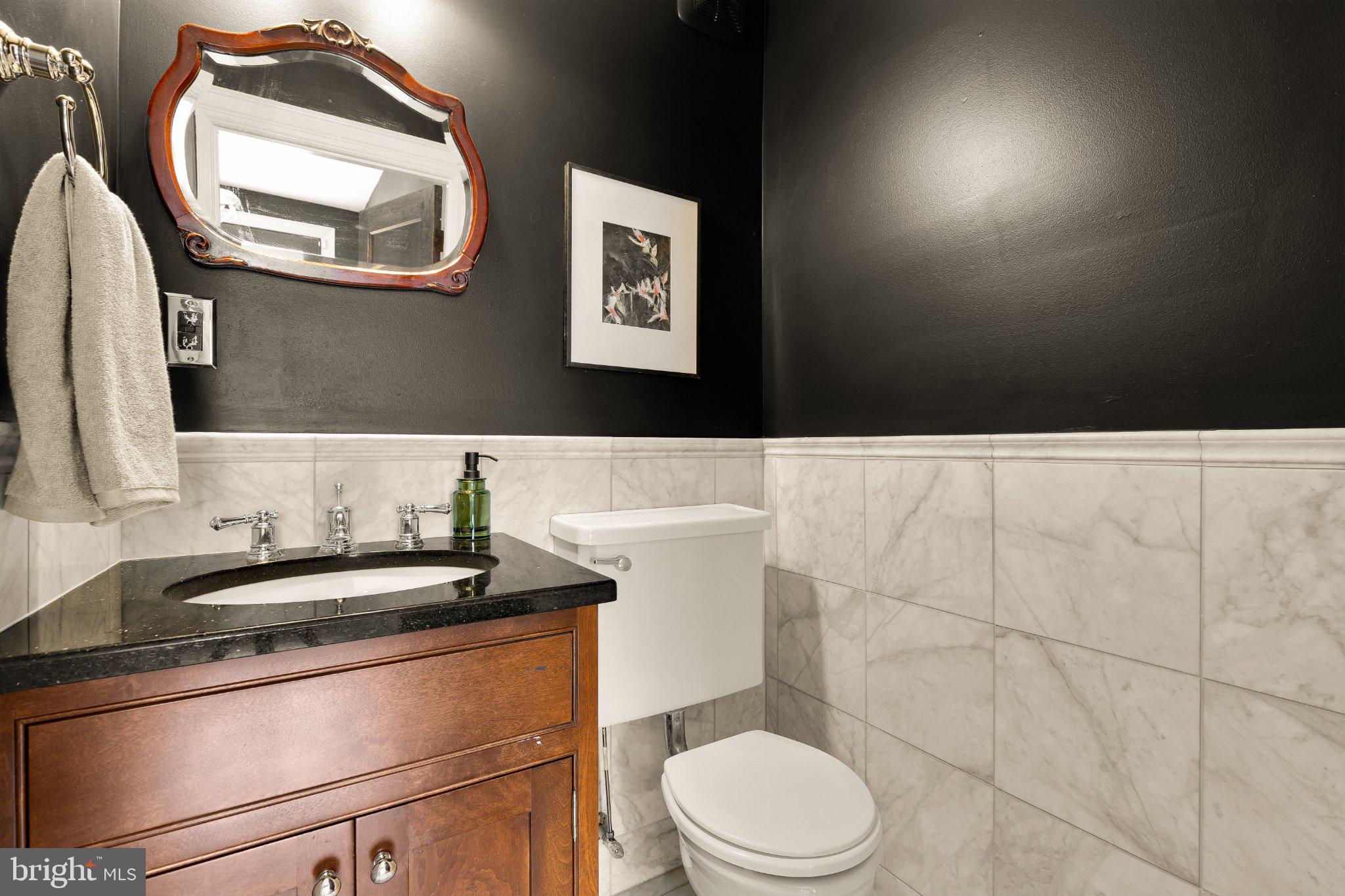 1360 Spring Road Northwest Washington, DC 20010 - Photo 15 of 46 Powder Room