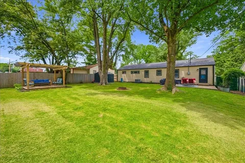 $324,997 | 8207 Barkley Street, Overland Park, KS 66204