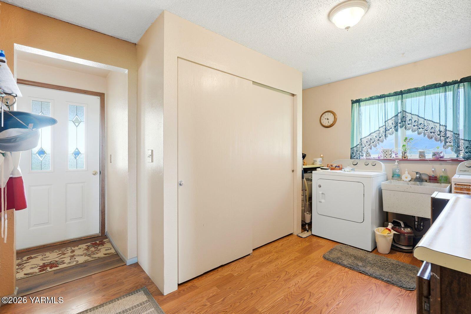 10555 Ashue Road Toppenish, WA 98948 - Photo 20 of 57 10555 Ashue Rd 020