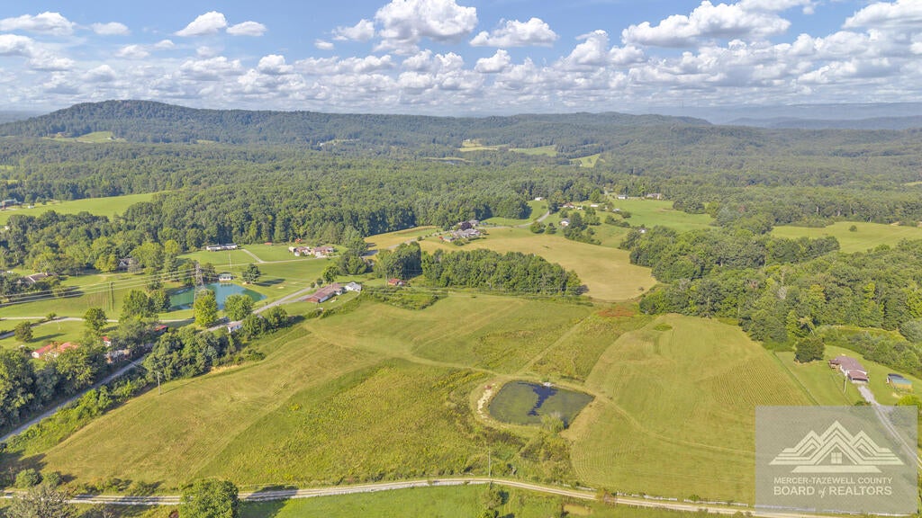 697 Broadway Road Pipestem, WV 25979 - Photo 10 of 66 Gallery Image 10