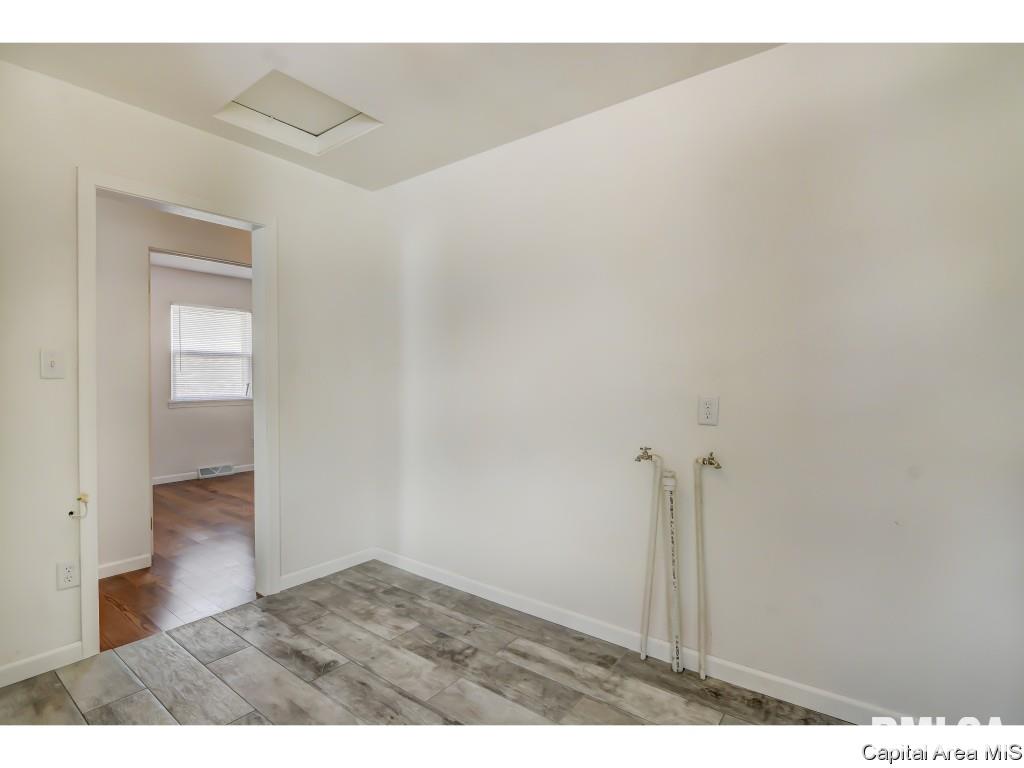 2116 Keys Avenue Springfield, IL 62702 - Photo 12 of 35