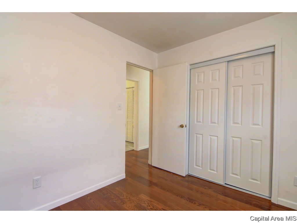 2116 Keys Avenue Springfield, IL 62702 - Photo 16 of 35