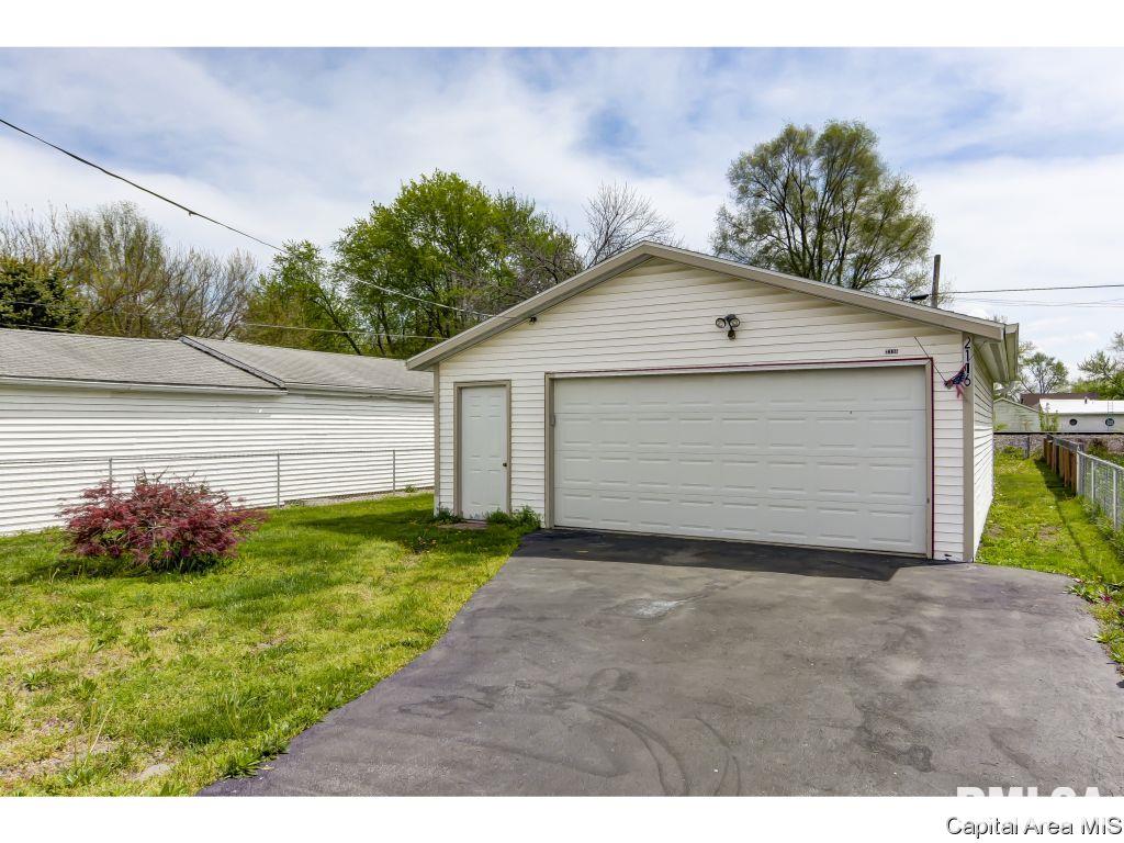 2116 Keys Avenue Springfield, IL 62702 - Photo 30 of 35