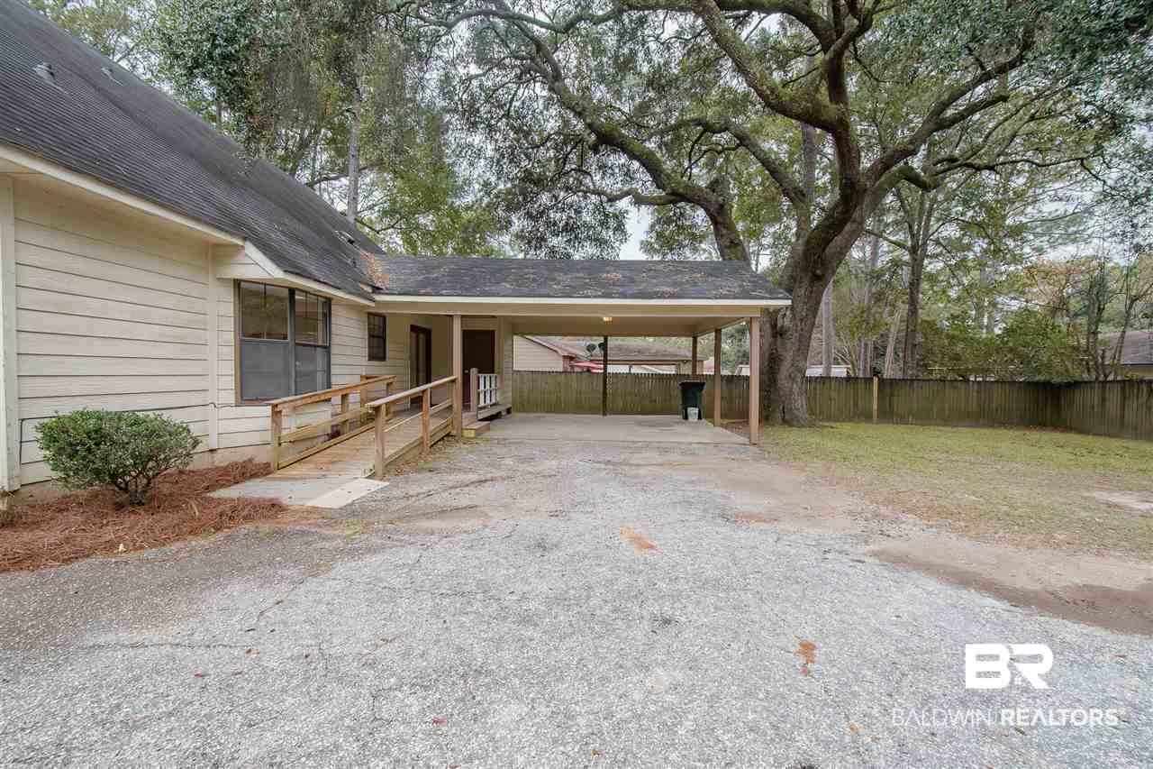 131 Ridgewood Drive Daphne, AL 36526 - Photo 33 of 37 Driveway
