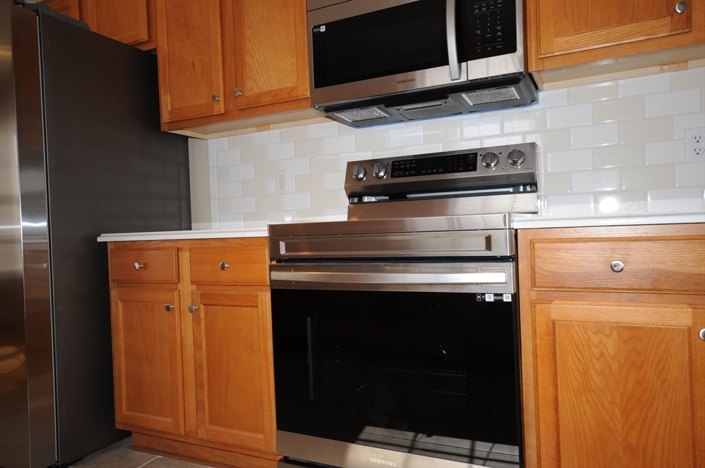 29 Carleton Street, Unit 29 Wareham, MA 02558 - Photo 15 of 39