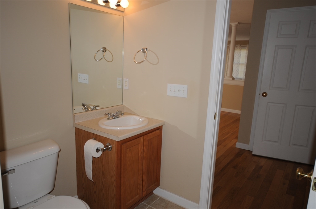 29 Carleton Street, Unit 29 Wareham, MA 02558 - Photo 18 of 39