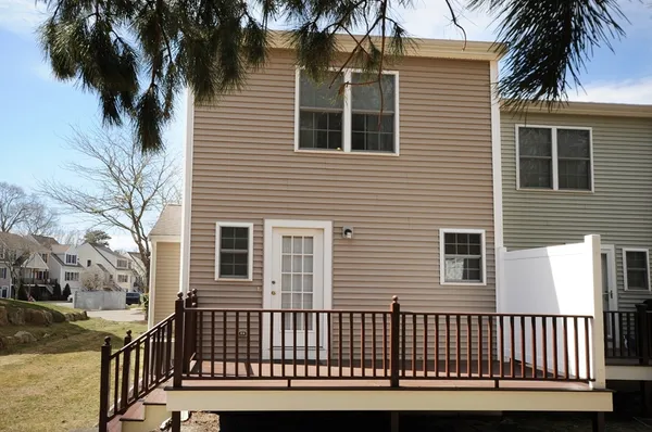 $445,900 | 29 Carleton Street, Unit 29, Wareham, MA 02558