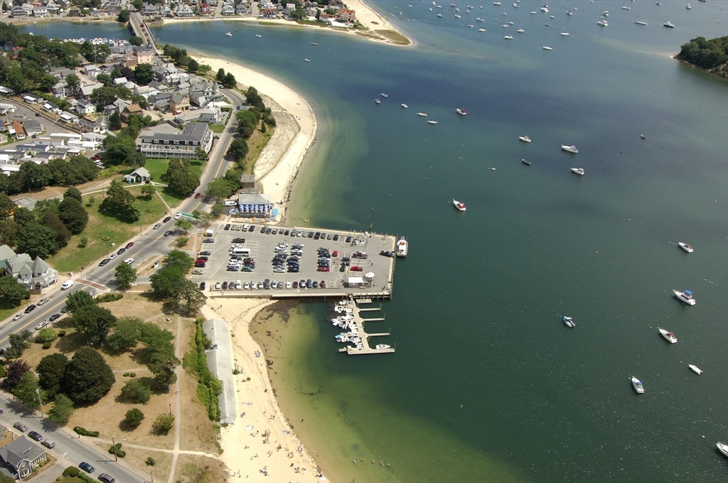 29 Carleton Street, Unit 29 Wareham, MA 02558 - Photo 4 of 39