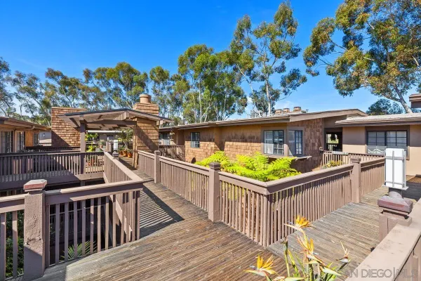 $799,000 | 8860 Villa La Jolla Drive, Unit 314, La Jolla, CA 92037