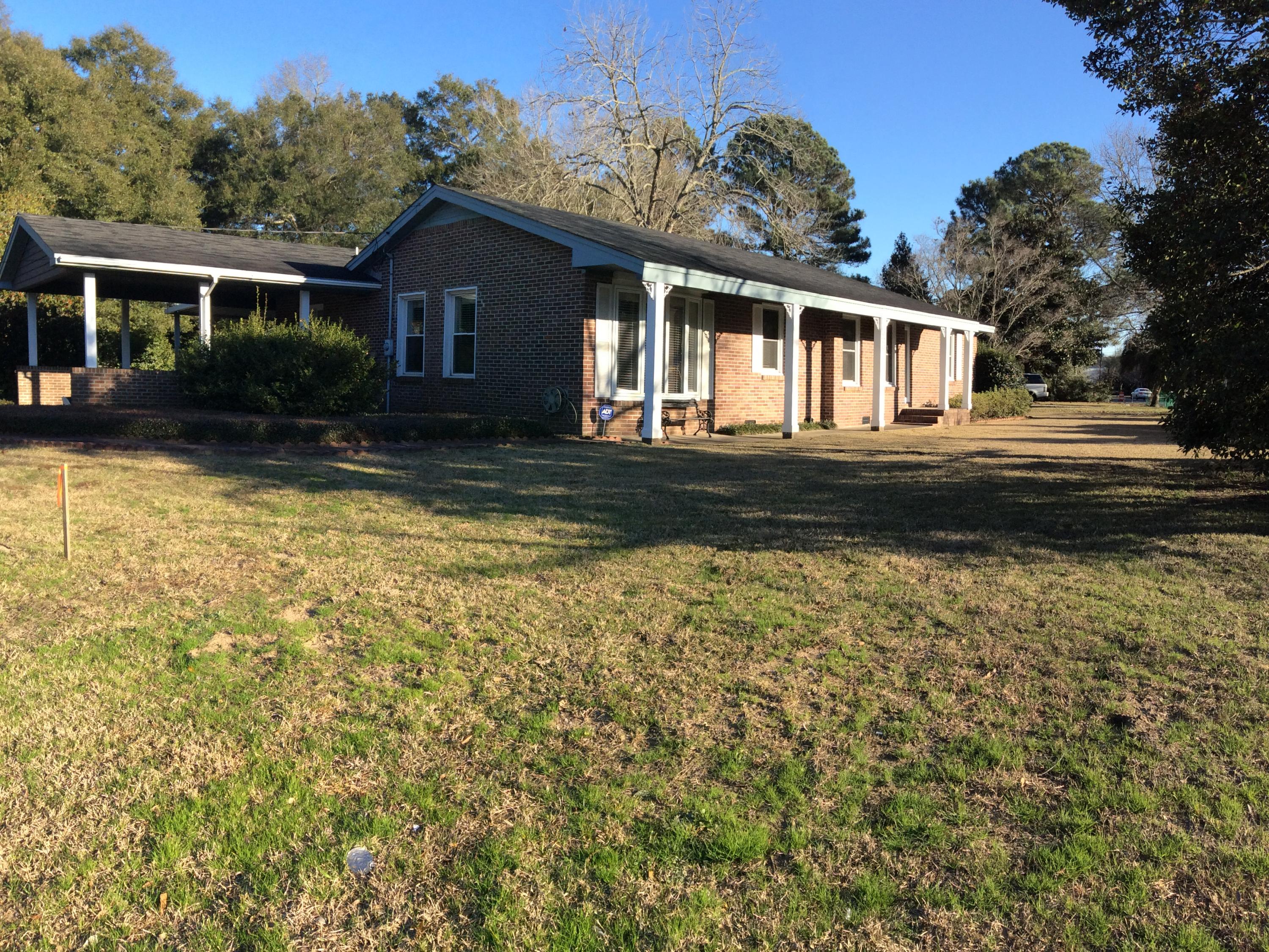 1070 Harbor View Road Charleston, SC 29412 - Photo 1 of 15 Front View