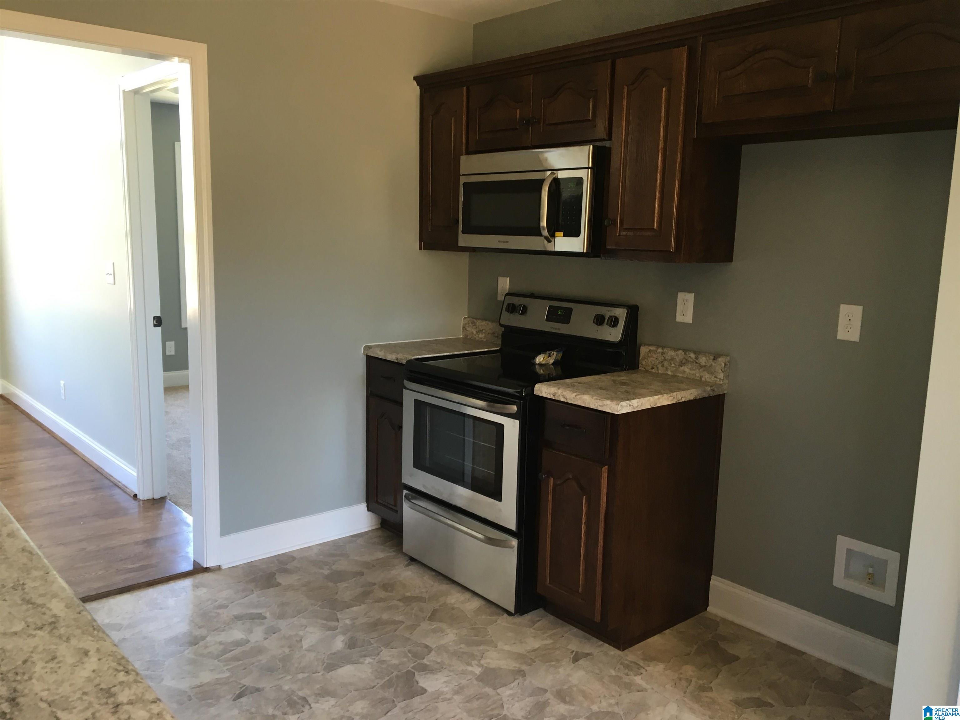 2040 Rising Fawn Drive Warrior, AL 35180 - Photo 5 of 9