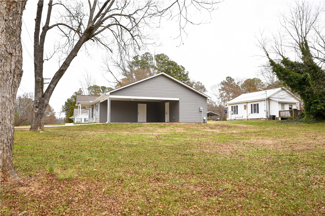 106 Simpson Street Westminster, SC 29693 - Photo 25 of 29