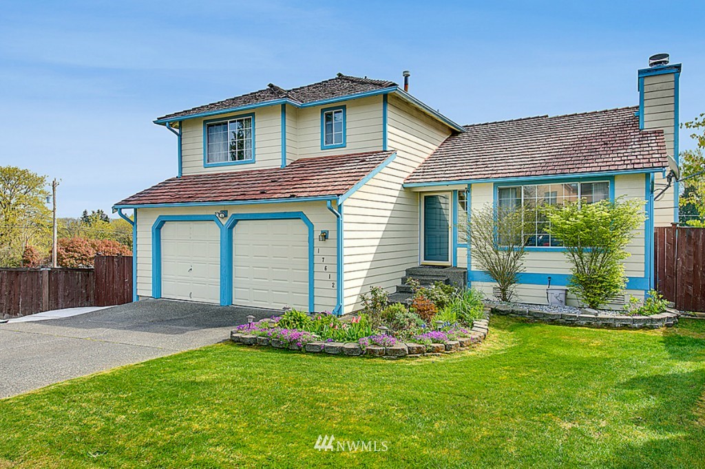17612 114th Place Southeast Renton, WA 98055 - Photo 2 of 20