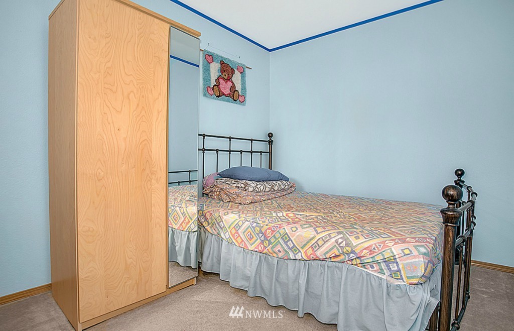 17612 114th Place Southeast Renton, WA 98055 - Photo 10 of 20