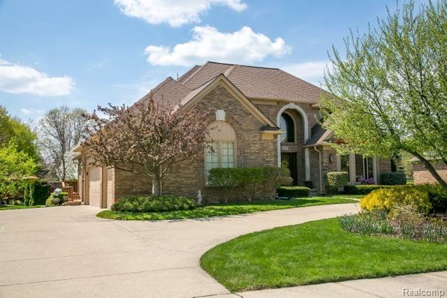 1287 Pebble Pointe Drive Rochester, MI 48307 - Photo 6 of 57 20140510-ZT7A3811.jpg