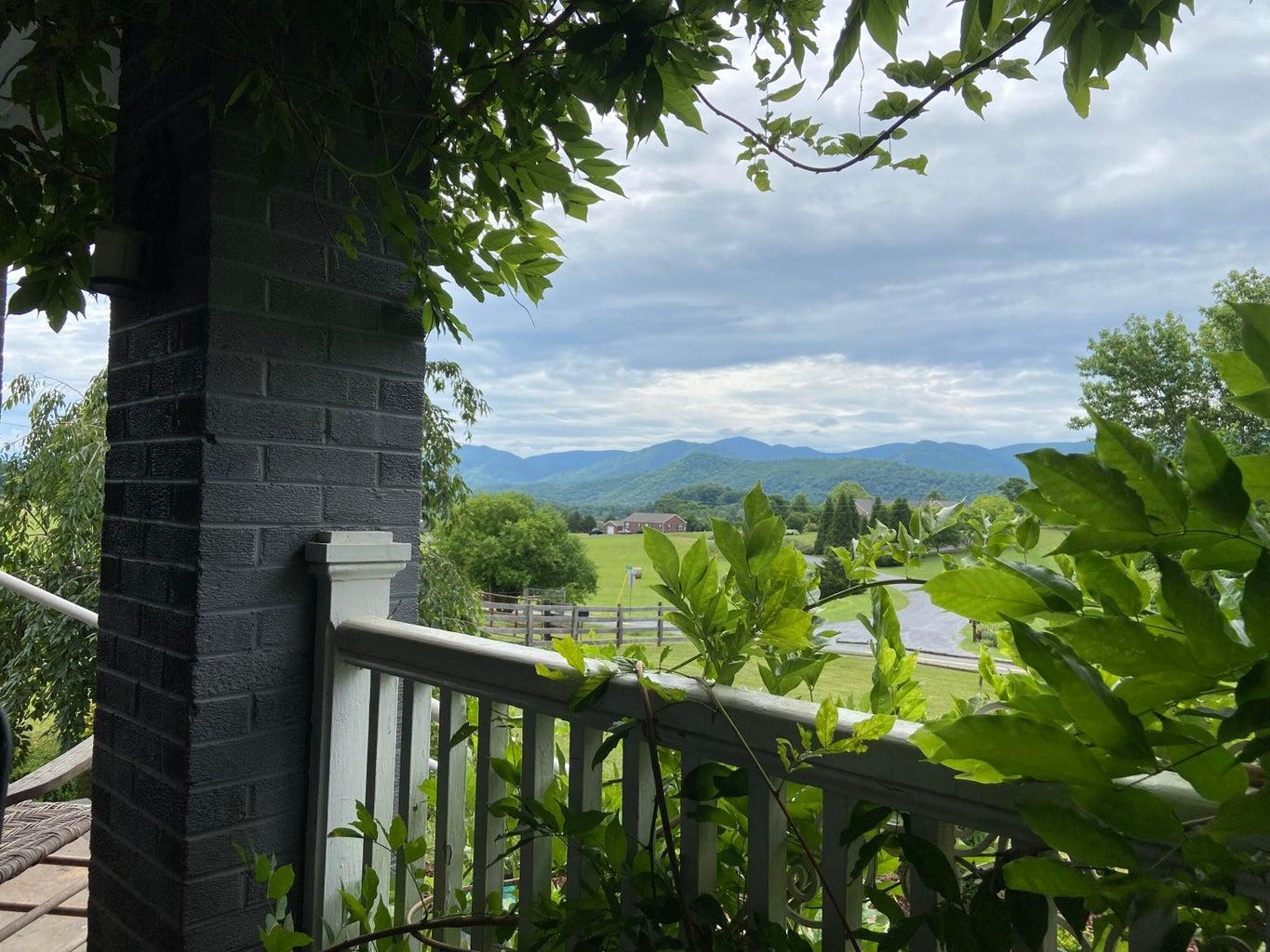 3416 Forge Road Glasgow, VA 24555 - Photo 42 of 51 a view of a garden from a balcony