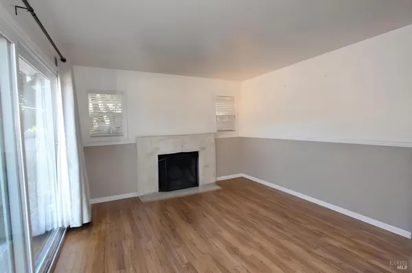 $1,249,000 | 8813-8815 Petaluma Hill Road, Penngrove, CA 94951