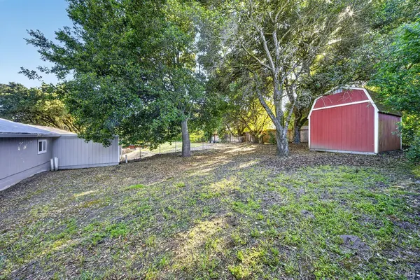 $1,249,000 | 8813-8815 Petaluma Hill Road, Penngrove, CA 94951