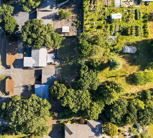 $1,249,000 | 8813-8815 Petaluma Hill Road, Penngrove, CA 94951