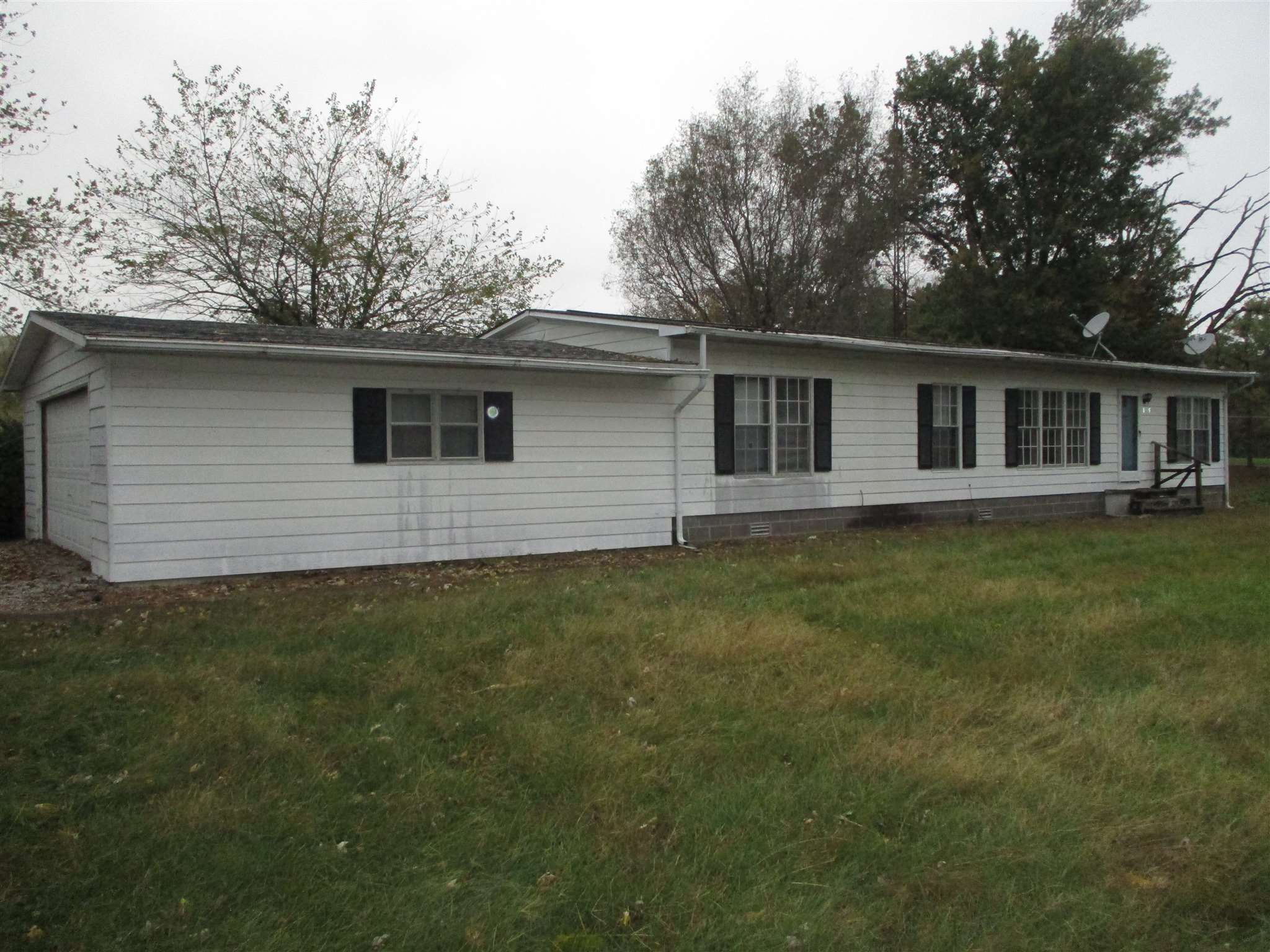 8335 Coello Hill Road Mulkeytown, IL 62865 - Photo 1 of 12
