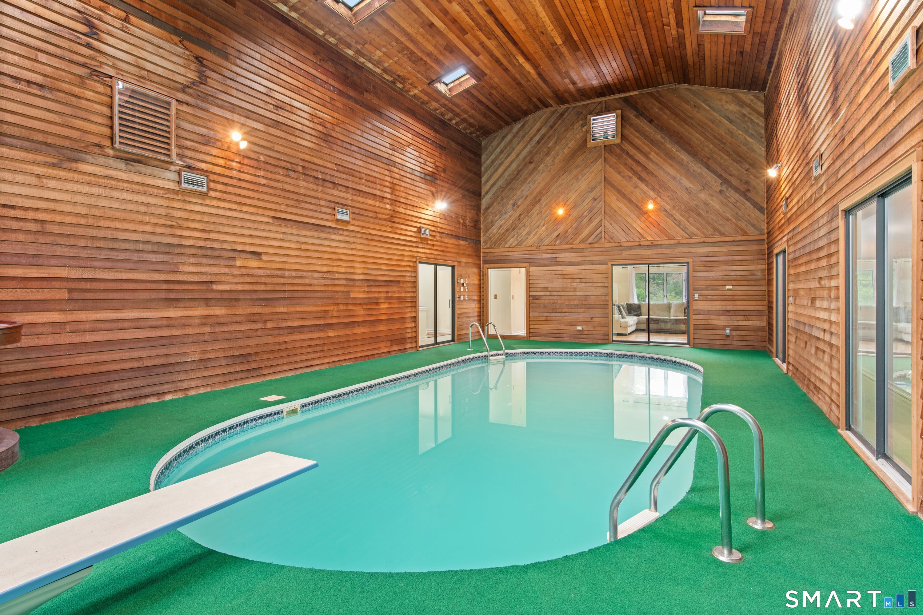 223 Sterling Road Trumbull, CT 06611 - Photo 32 of 40 Gallery Image 32
