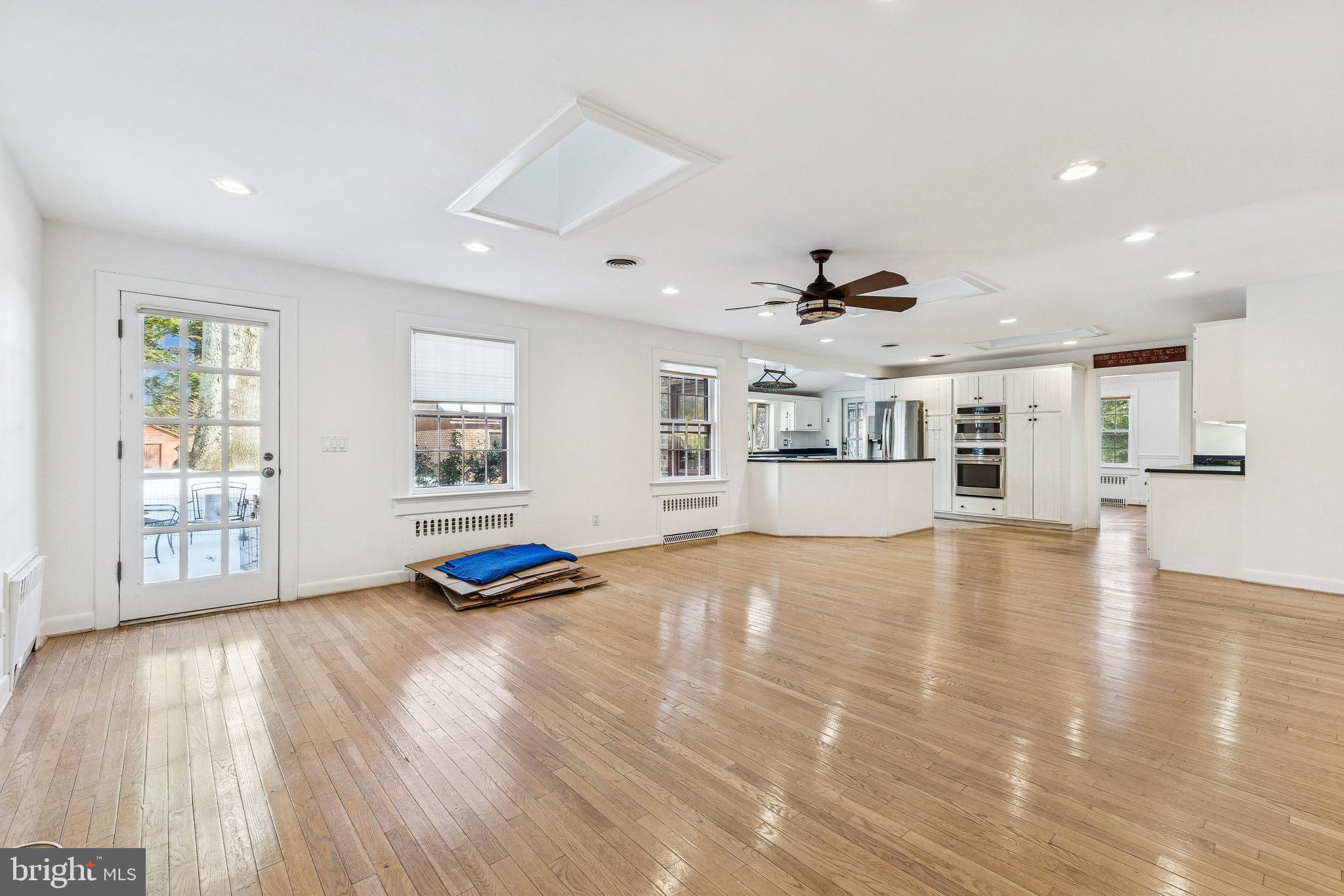 256 North Blue Ridge Turnpike Madison, VA 22727 - Photo 15 of 56 Eat in Kitchen with door to screened in Porch