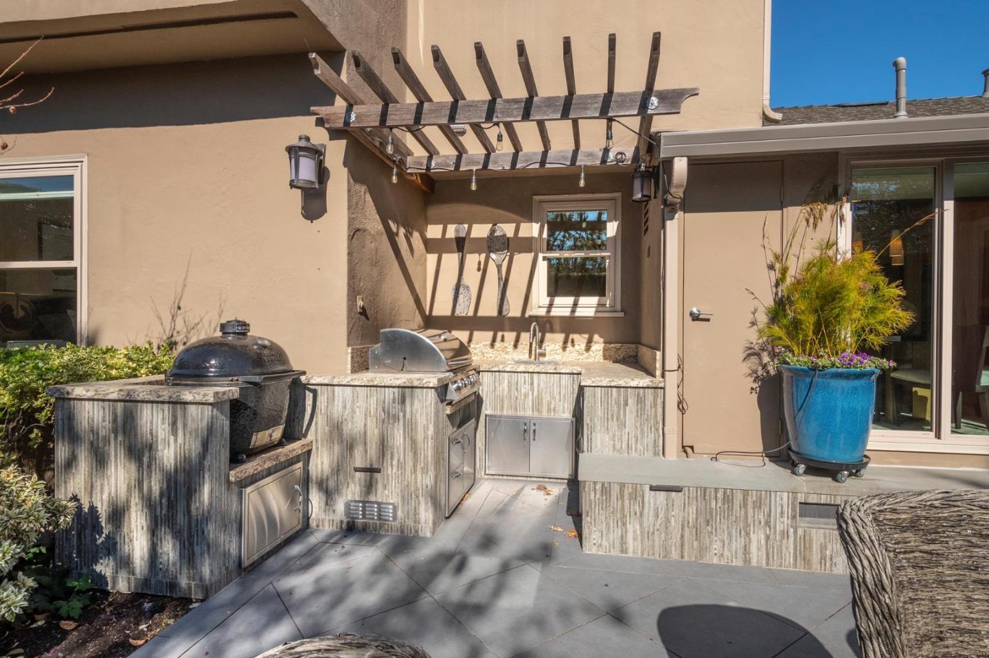 405 29th Avenue San Mateo, CA 94403 - Photo 21 of 22 a view of a house with a potted plant